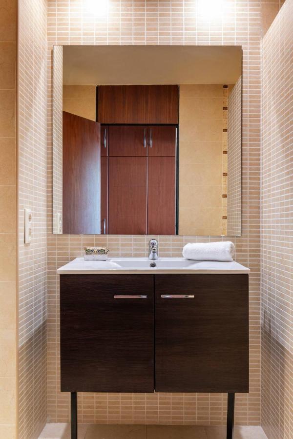 Apartment Monkeys La Campana Seville
